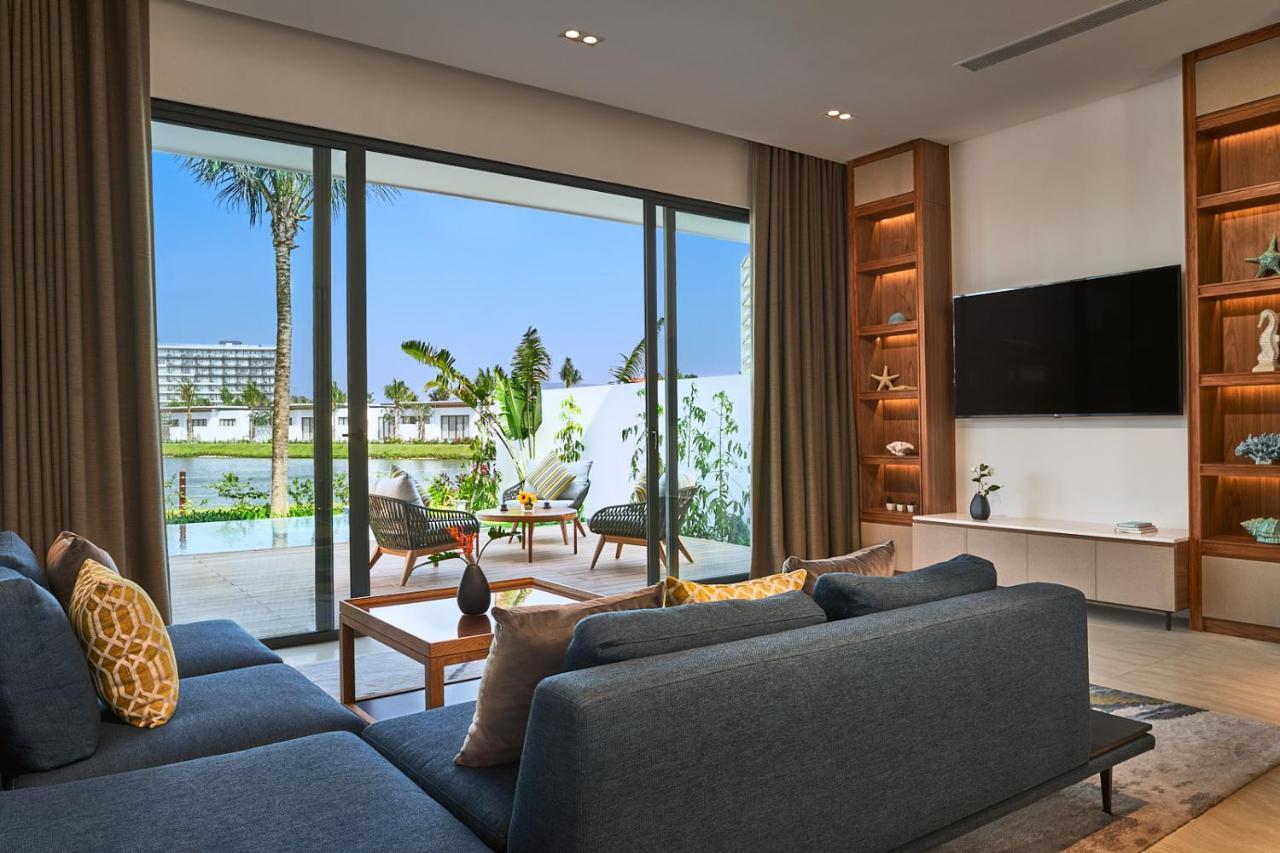 Moevenpick Villas & Residences Phú Quốc-sziget Kültér fotó A living room at the resort